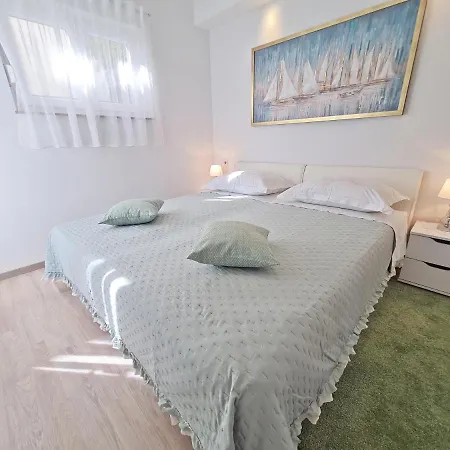 City Ana Apartment